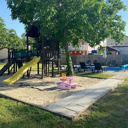 게스트하우스 Myflat Diana Family 4*